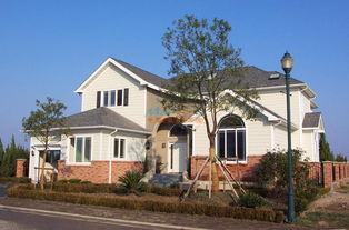 東莞純木構(gòu)木屋與廈門優(yōu)惠防腐木屋 結(jié)合耐用金屬配件家具的完美選擇